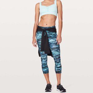 LULULEMON blue speed up crop